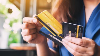 Consolidating Credit Card Debt: Tips and Options！