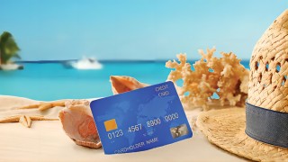 Navigating the Skies: A Guide to Unveiling the Magic of Travel Credit Cards！